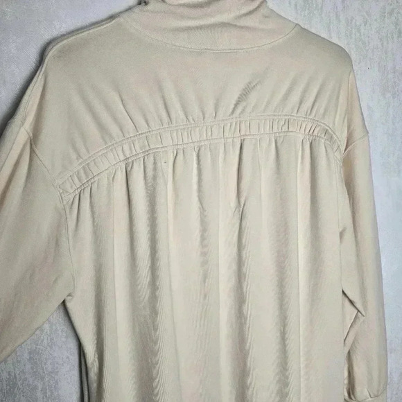 Athleta Womens L Balance Cinch Turtleneck Sweatshirt Chantilly Cream Comfy Layer - Picture 9 of 11